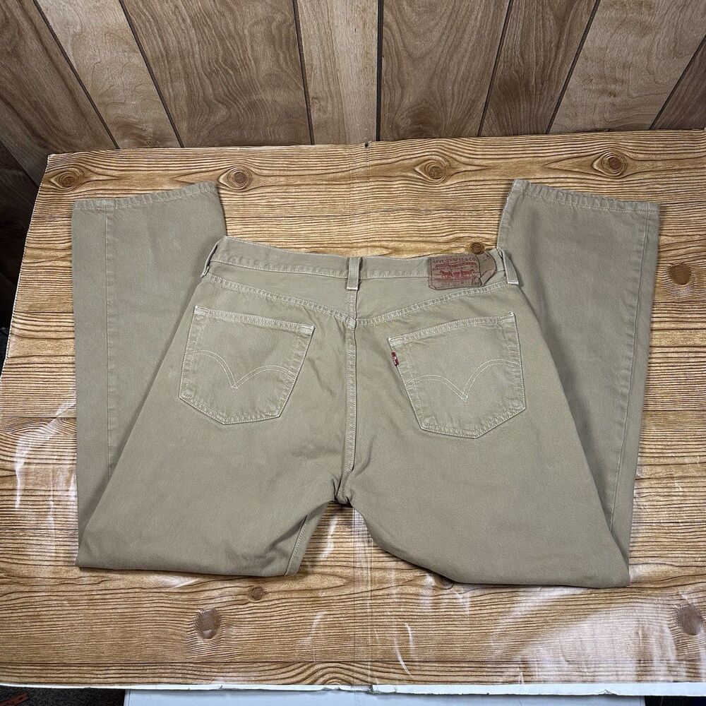 Levi’s 501 Original Fit Khaki Pants‎ Men’s 34x30 Button Fly Straight Leg